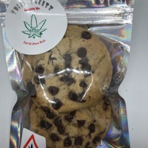 CHOCOLATE CHIP COOKIES